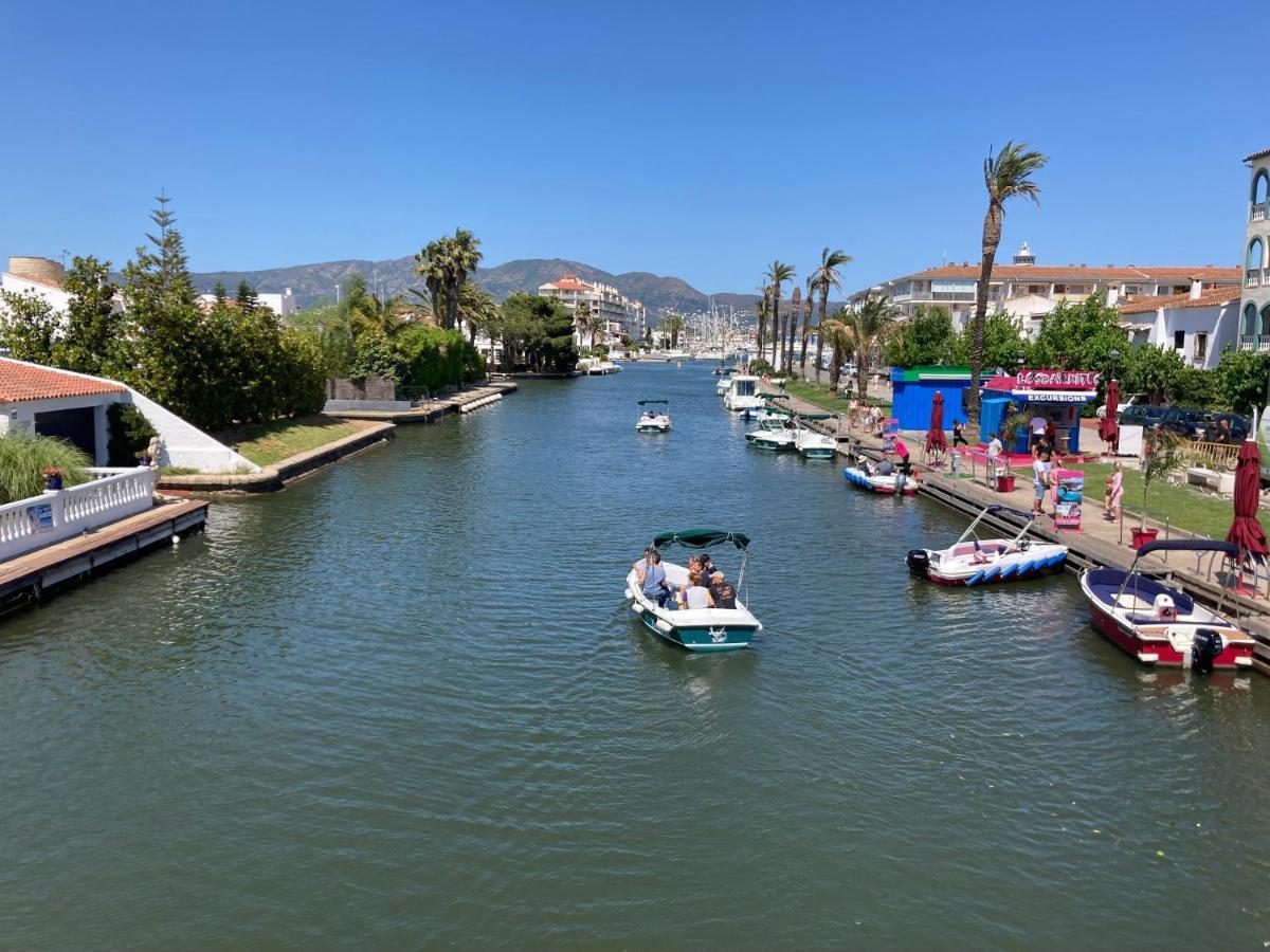 Charmante Maison Coeur De Ville 650M Plage Empuriabrava Luaran gambar